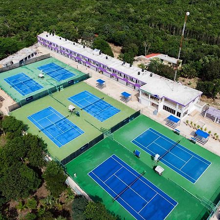 Cancun Tennis Inn Cancún Exterior foto